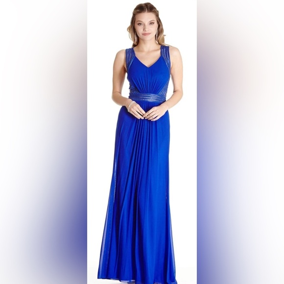 Lara Design Prom/Wedding Gown. - Picture 2 of 16